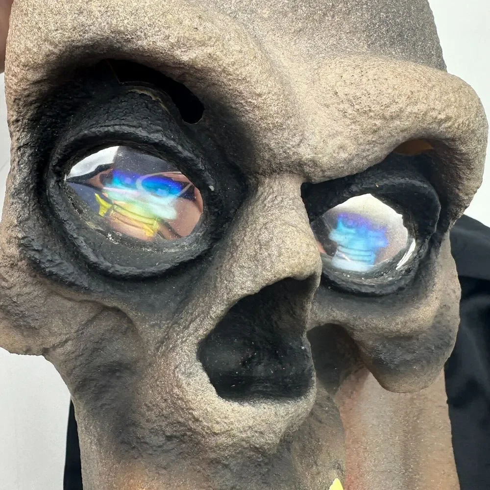 1995 Paper‎ Magic Group Mask Skull Zombie Scream Hologram Eyes